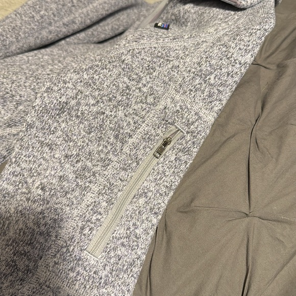 Purple Patagonia quarter zip - size Medium - Picture 3 of 5